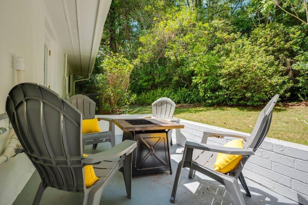 فيلا Uf Sunshine House - Patio & Bbq - Chef Kitchen - Ev Car Station - Upscale Neighborhood! غينزفيل، فلوريدا المظهر الخارجي الصورة